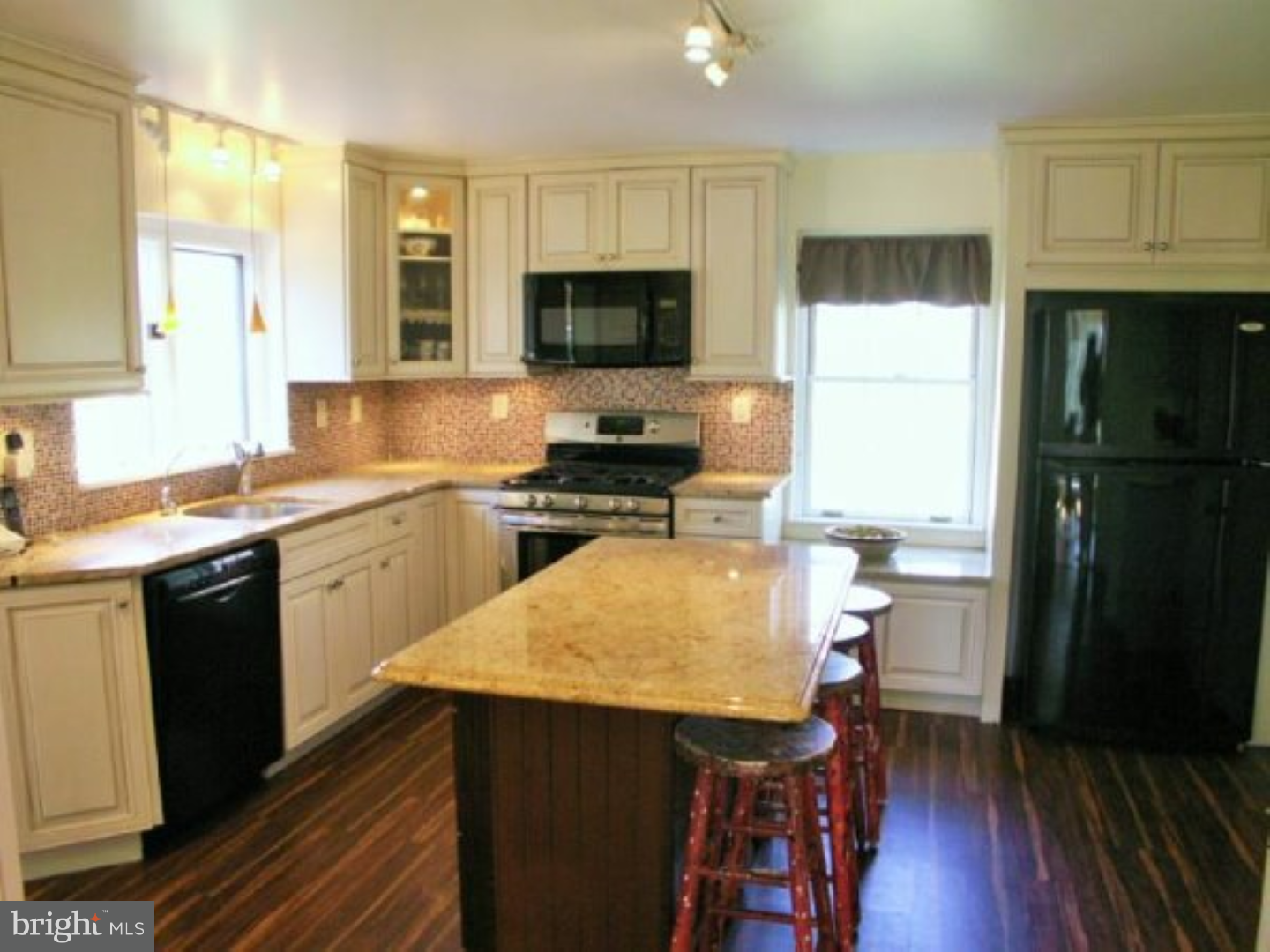 170 Steeplechase Road Devon, PA 19333 - Photo 4 of 22 Kitchen