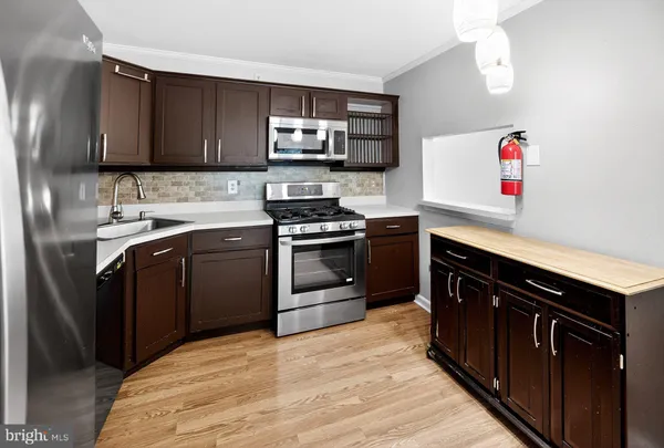 $2,450 | 19 Hemlock Court, Hamilton, NJ 08619