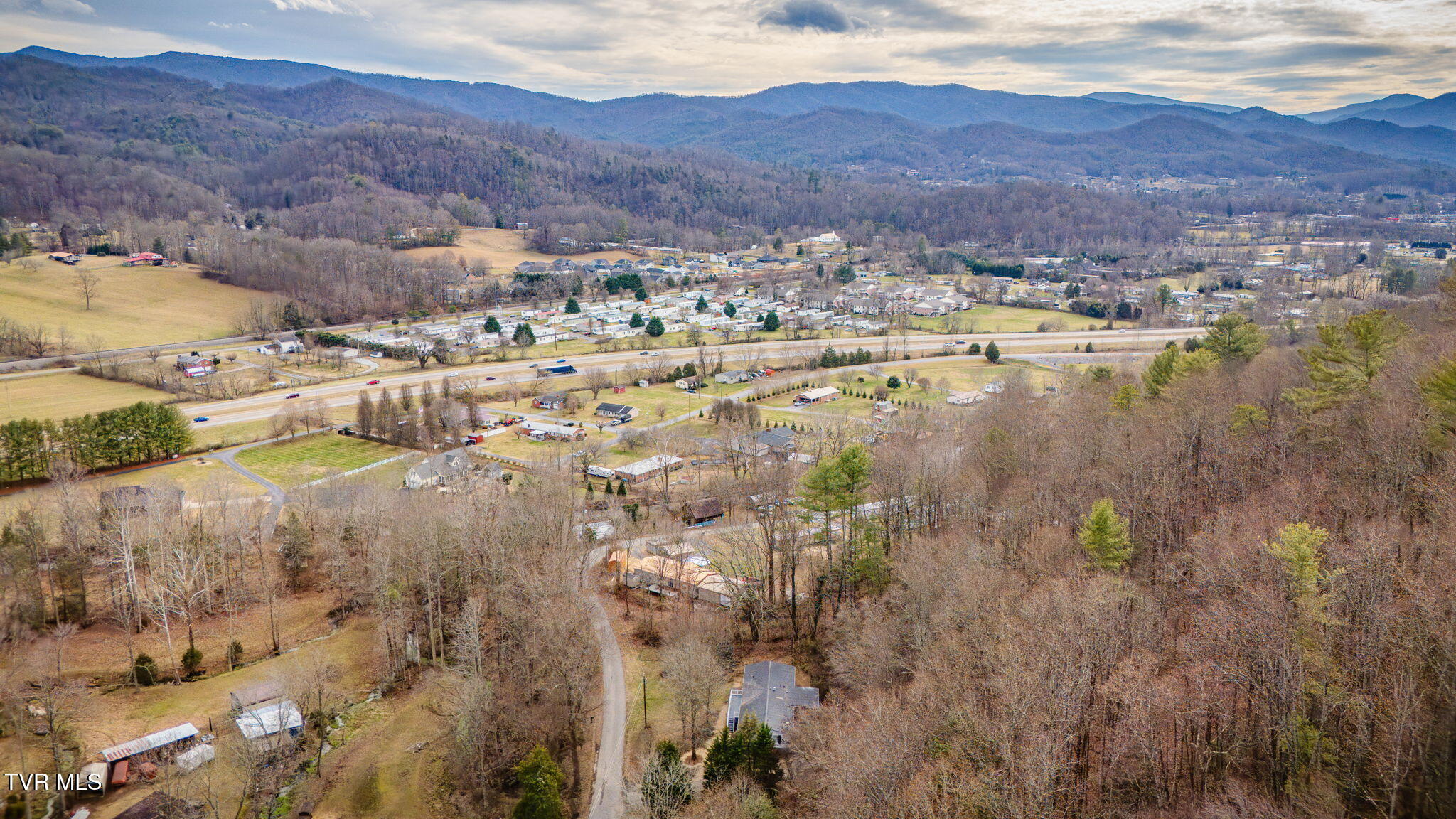 317 Mcinturff Springs Road Erwin, TN 37650 - Photo 33 of 37 104