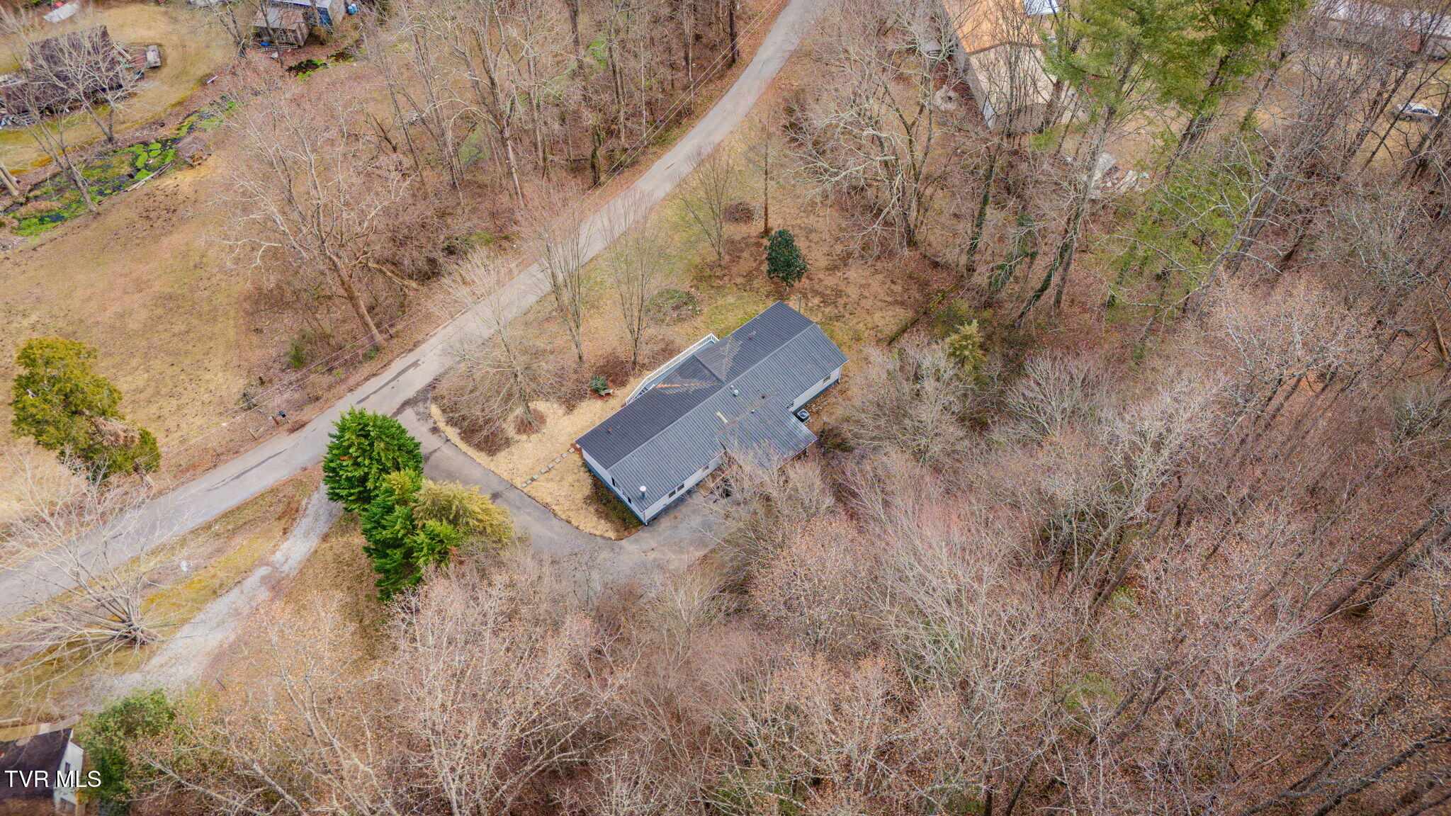 317 Mcinturff Springs Road Erwin, TN 37650 - Photo 36 of 37 103