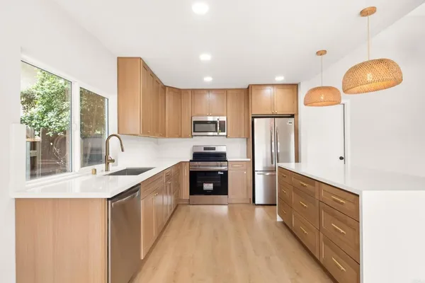 $875,000 | 3675 Branch Court, Oceanside, CA 92058