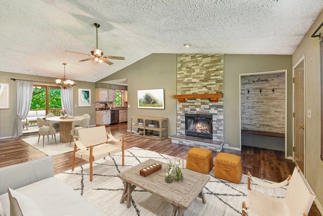 119 London Road Southeast Poplar Grove, IL 61065 - Photo 2 of 30