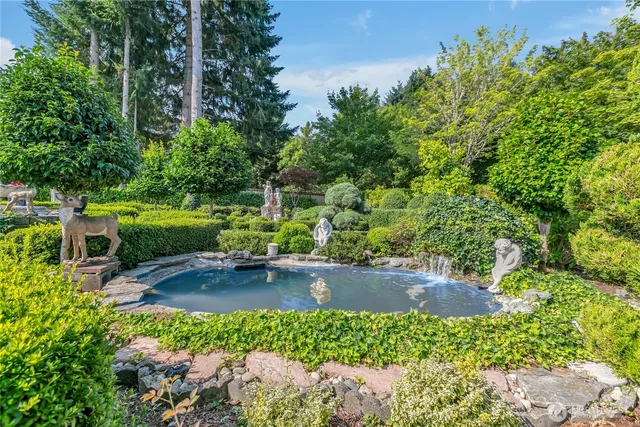 a view of a garden with a patio