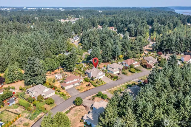 $1,199,000 | 630 Calistoga Street Southeast, Olympia, WA 98513