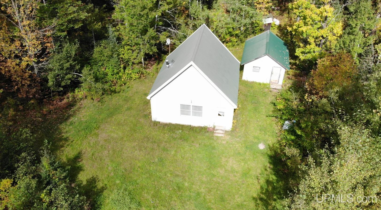 25094 Livingston Road Ewen, MI 49925 - Photo 2 of 35