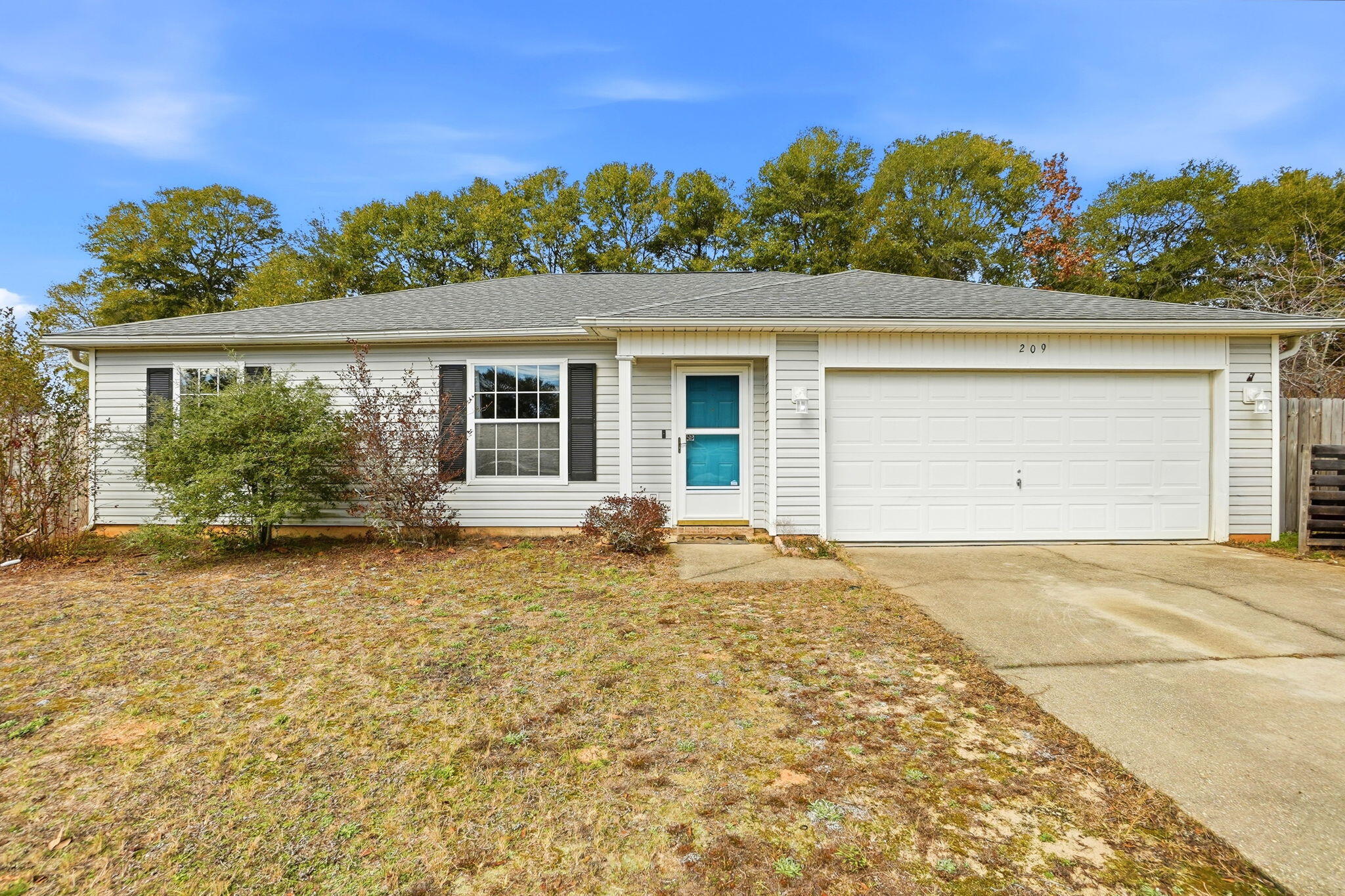 209 Cabana Way Crestview, FL 32536 - Photo 2 of 30 FACADE