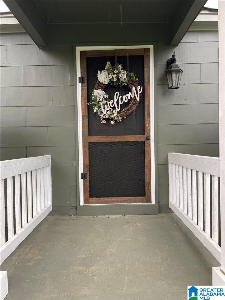 1305 West 4th Street Sylacauga, AL 35150 - Photo 3 of 28