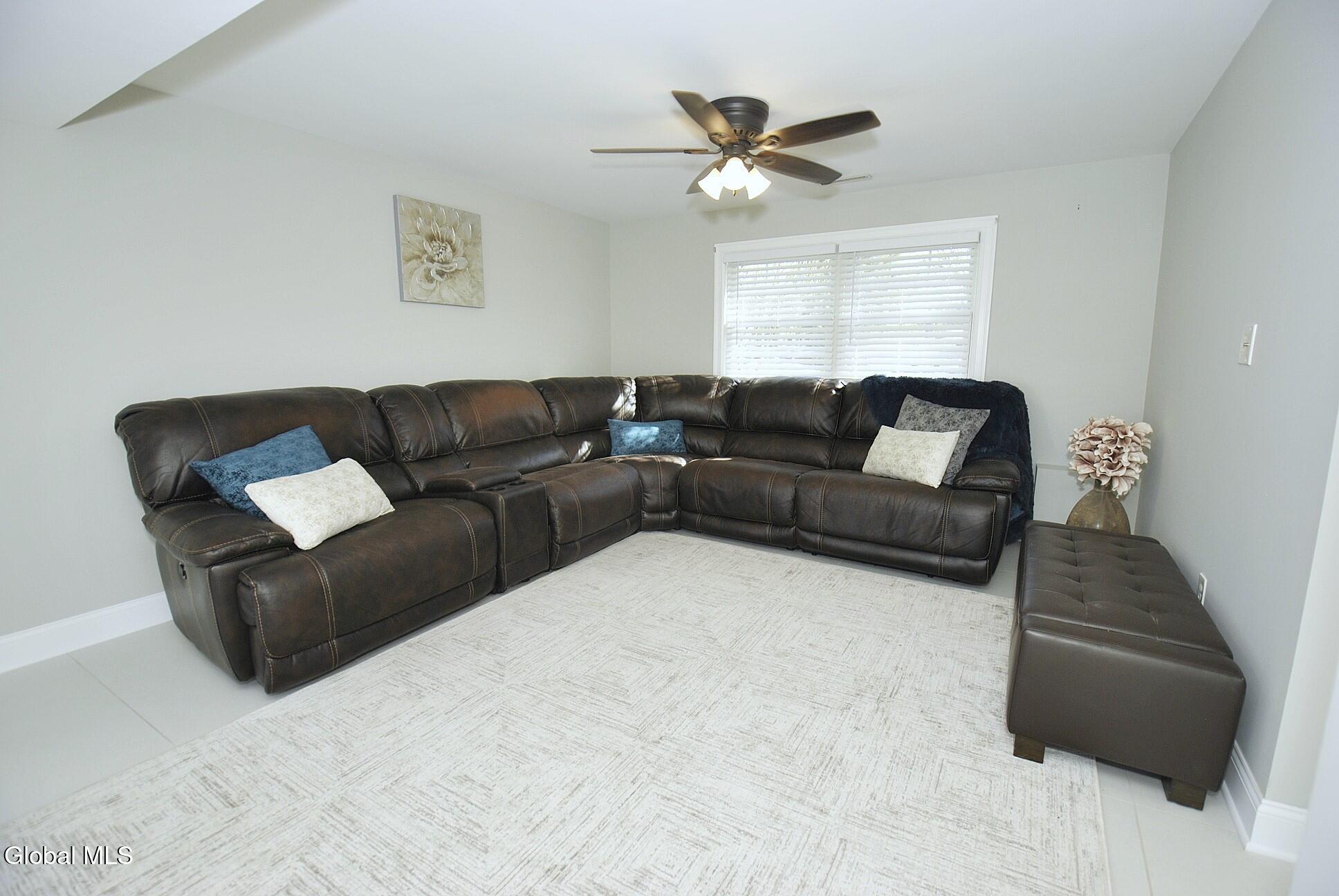 7 Adare Road Troy, NY 12180 - Photo 29 of 52 _DSC0917-00