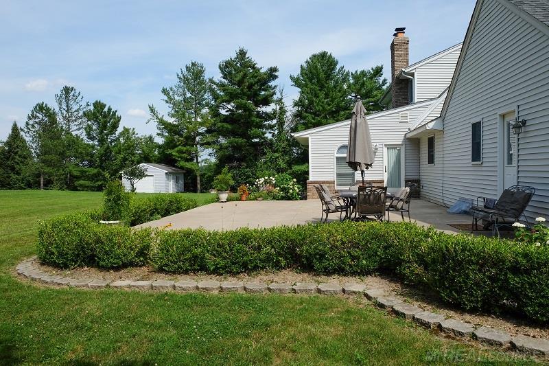 7803 Taft Road Romeo, MI 48065 - Photo 6 of 12 31324053-5.JPG