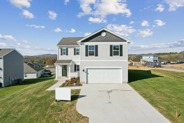 $369,990 | 110 Fieldcrest Lane, Staunton, VA 24401