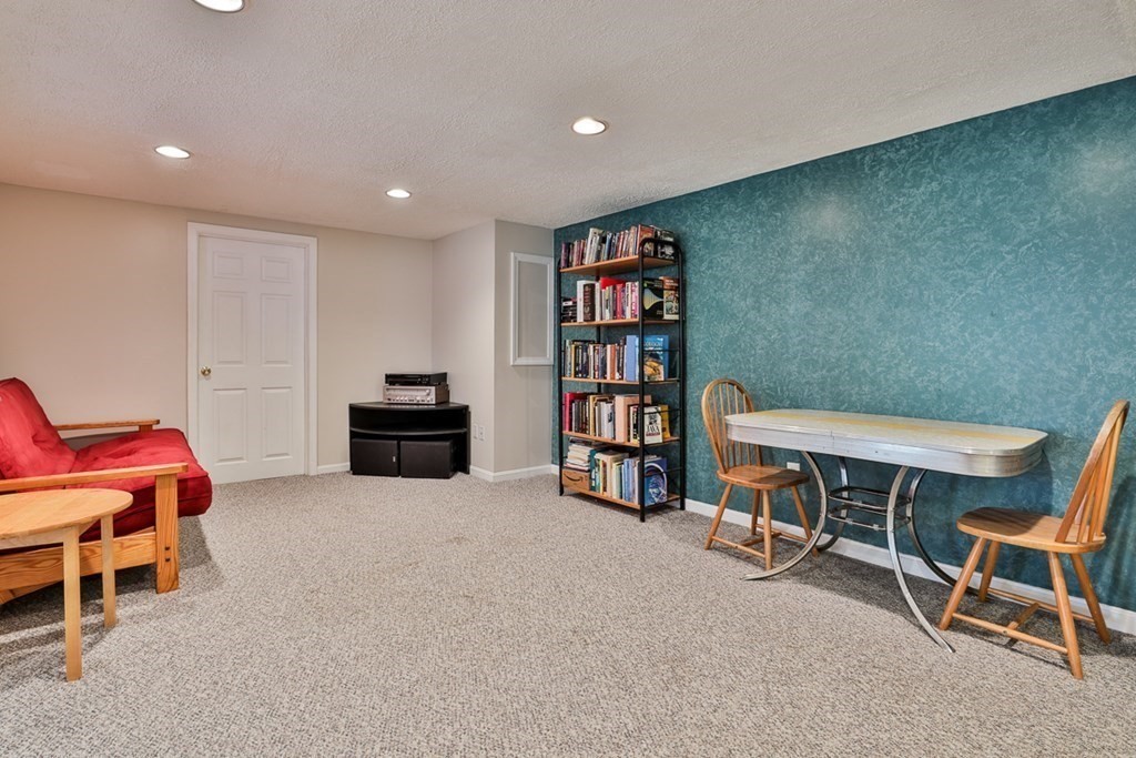 7 Jacob Gates Road Harvard, MA 01451 - Photo 32 of 40