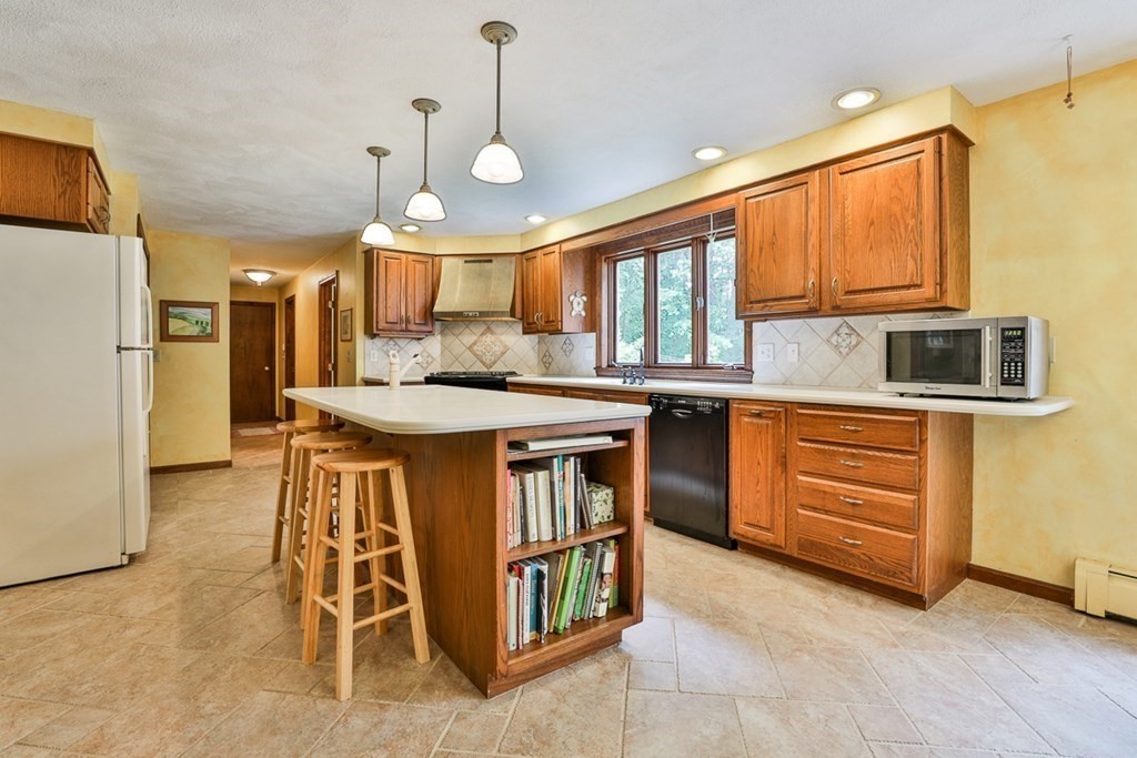 7 Jacob Gates Road Harvard, MA 01451 - Photo 6 of 40