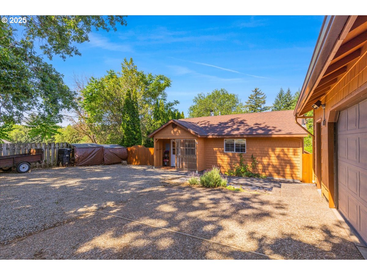 14955 Northeast Springbrook Road Newberg, OR 97132 - Photo 4 of 48 Gallery Image 4