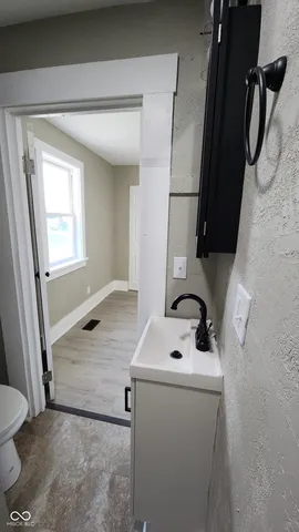 $144,900 | 213 Chambers Street, Veedersburg, IN 47987