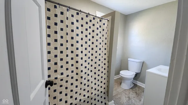 $144,900 | 213 Chambers Street, Veedersburg, IN 47987