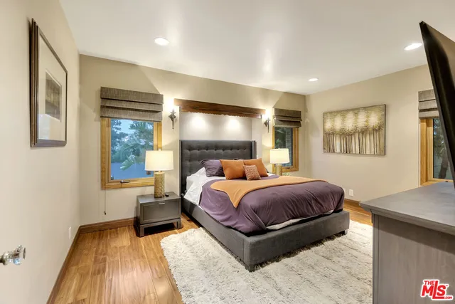 $10,500 | 3425 Oak Glen Drive, Los Angeles, CA 90068