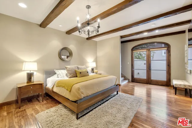 $10,500 | 3425 Oak Glen Drive, Los Angeles, CA 90068