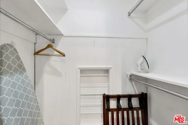 $10,500 | 3425 Oak Glen Drive, Los Angeles, CA 90068