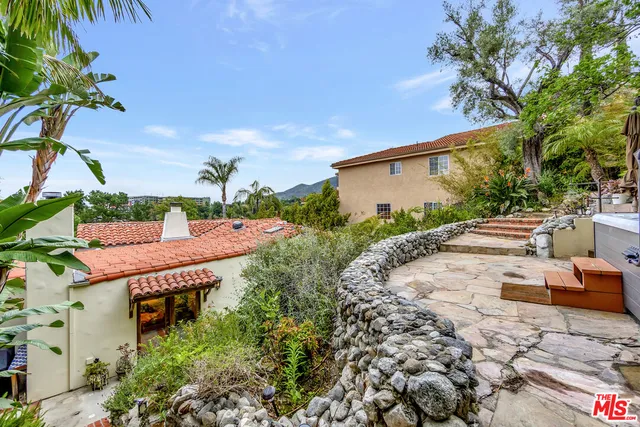 $10,500 | 3425 Oak Glen Drive, Los Angeles, CA 90068