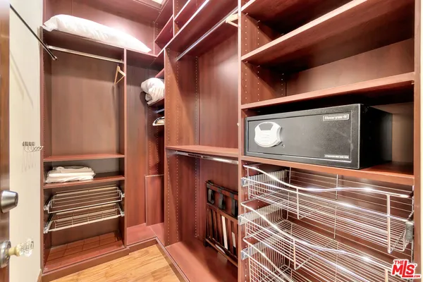 $10,500 | 3425 Oak Glen Drive, Los Angeles, CA 90068