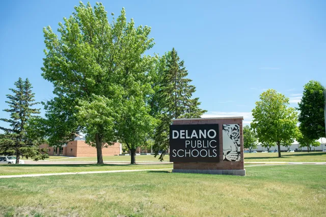 $506,140 | 270 Rolling Hills Lane, Delano, MN 55328