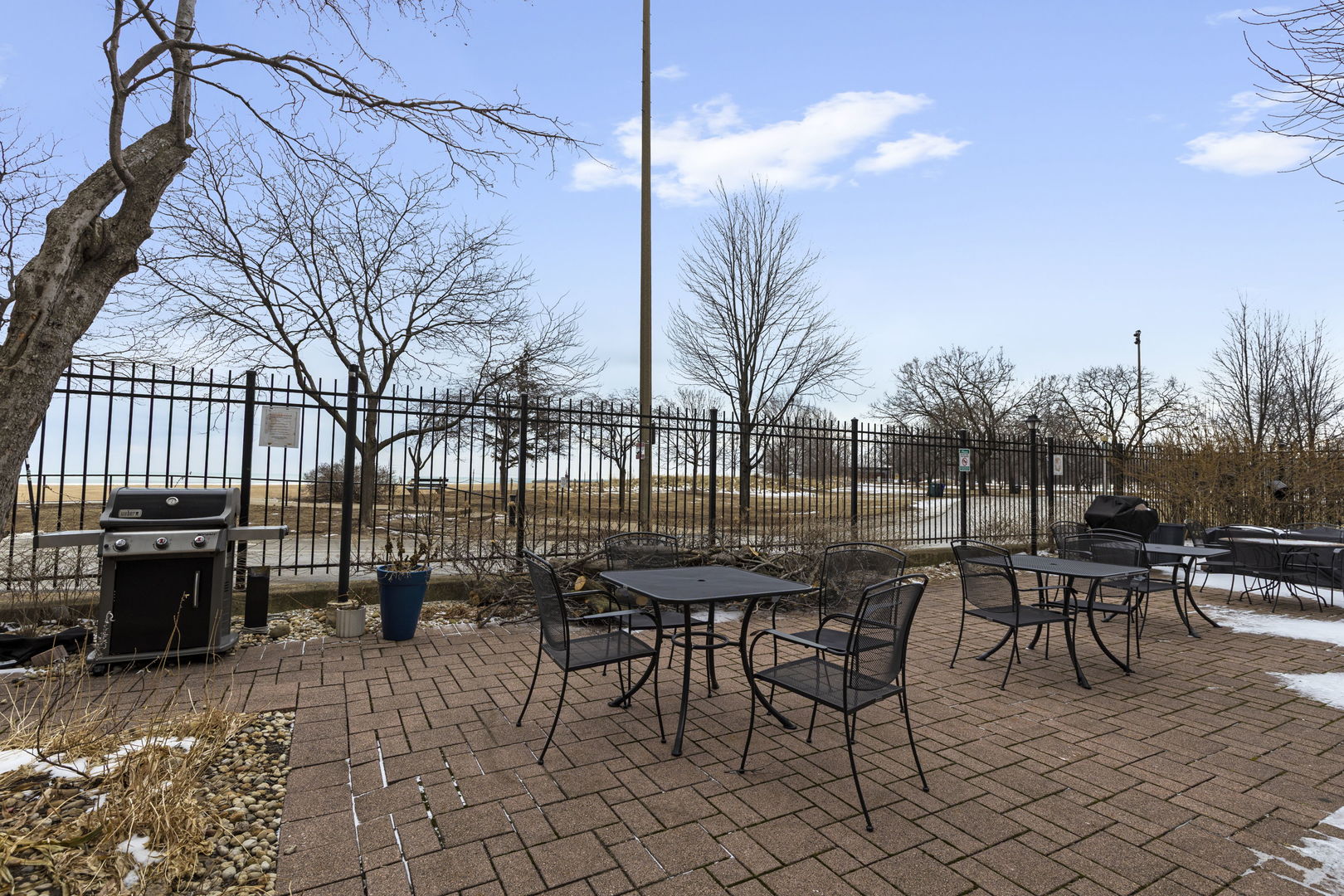 5757 North Sheridan Road, Unit 3E Chicago, IL 60660 - Photo 13 of 15