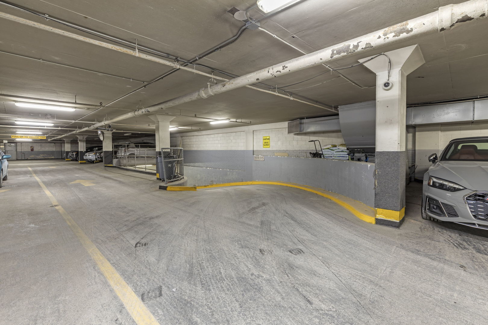 5757 North Sheridan Road, Unit 3E Chicago, IL 60660 - Photo 14 of 15