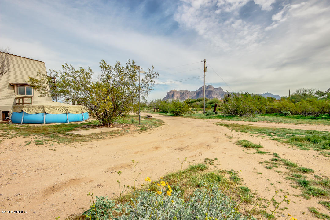 1972 North Solana Road Apache Junction, AZ 85119 - Photo 36 of 38 Solana-36