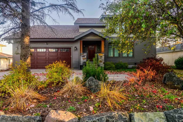 $950,000 | 5220 London Road, Duluth, MN 55804