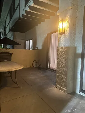 $3,800 | 500 Ivy Street, Unit 9, Glendale, CA 91204