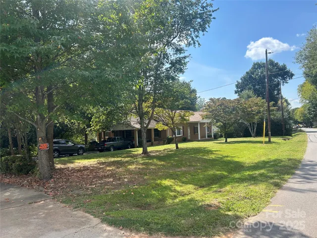 $1,000,000 | 403 Catawba Avenue, Davidson, NC 28036