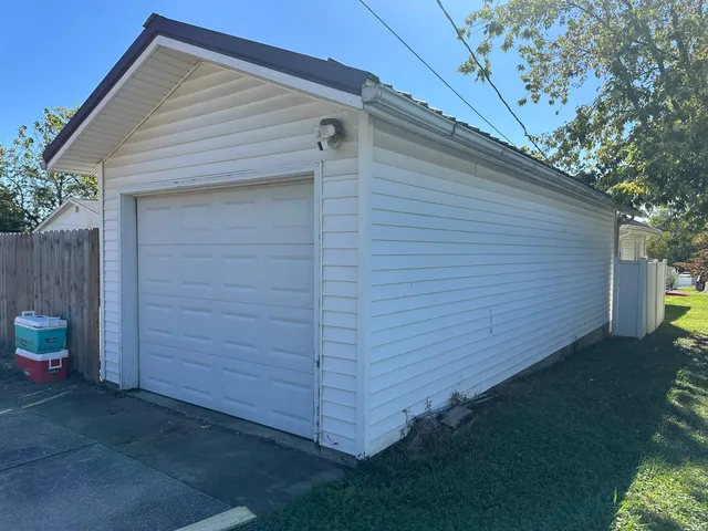 $199,900 | 2035 13th Street, Bedford, IN 47421