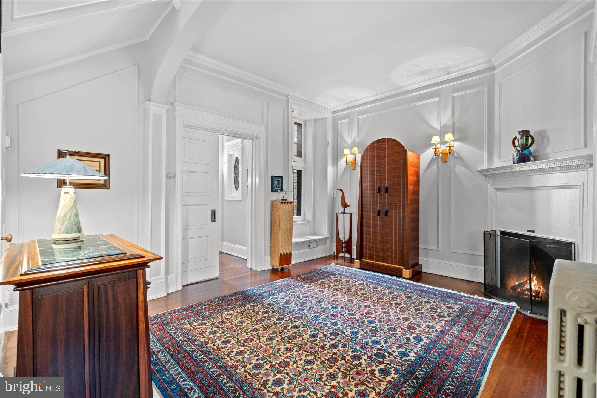 2021 Q Street Northwest Washington, DC 20009 - Photo 11 of 57 Original working pocket door