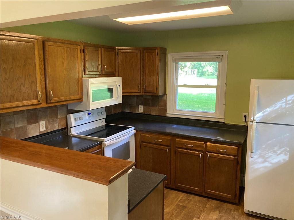 4906-4908 Kitty Hawk Road Greensboro, NC 27407 - Photo 8 of 35