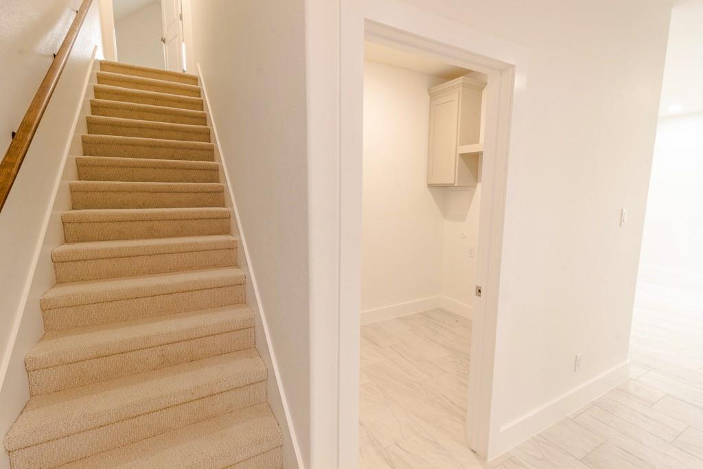 536 Highview Court Godley, TX 76044 - Photo 24 of 27 a view of entryway