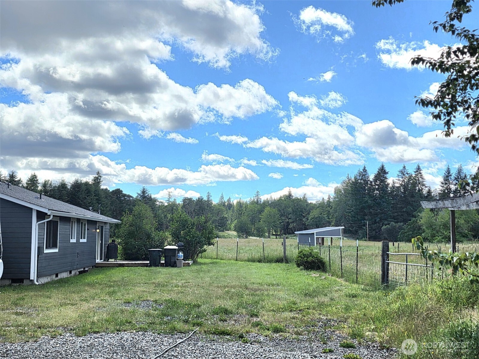 11916 Fillman Road Southeast Rainier, WA 98576 - Photo 22 of 33
