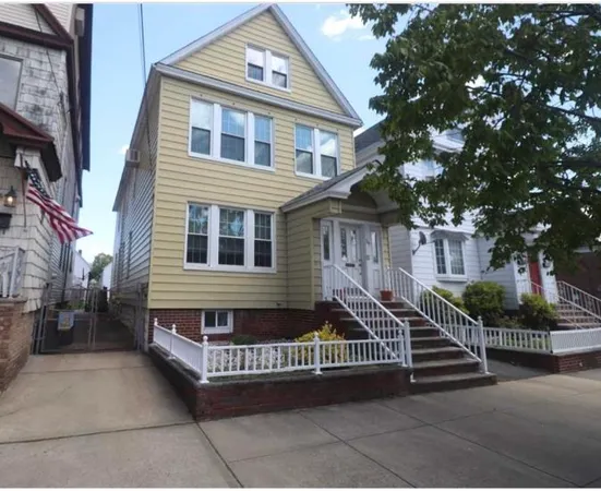 $2,200 | 34 Garretson Avenue, Bayonne, NJ 07002