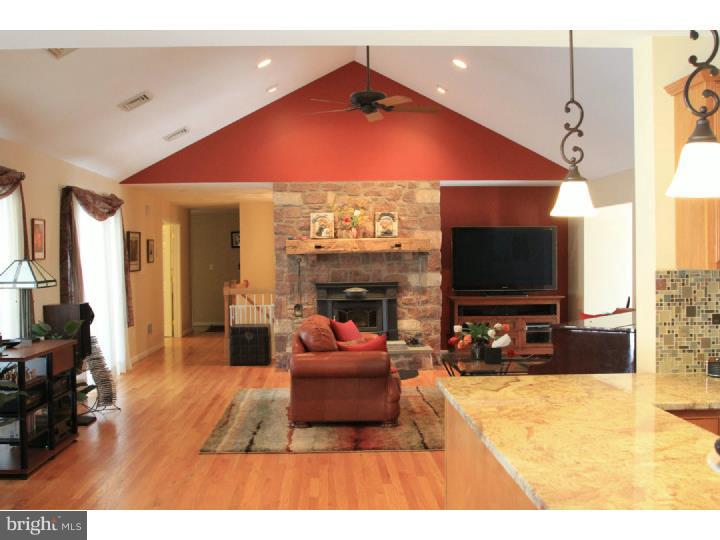 412 Church Road Hatfield, PA 19440 - Photo 2 of 25 Family Room