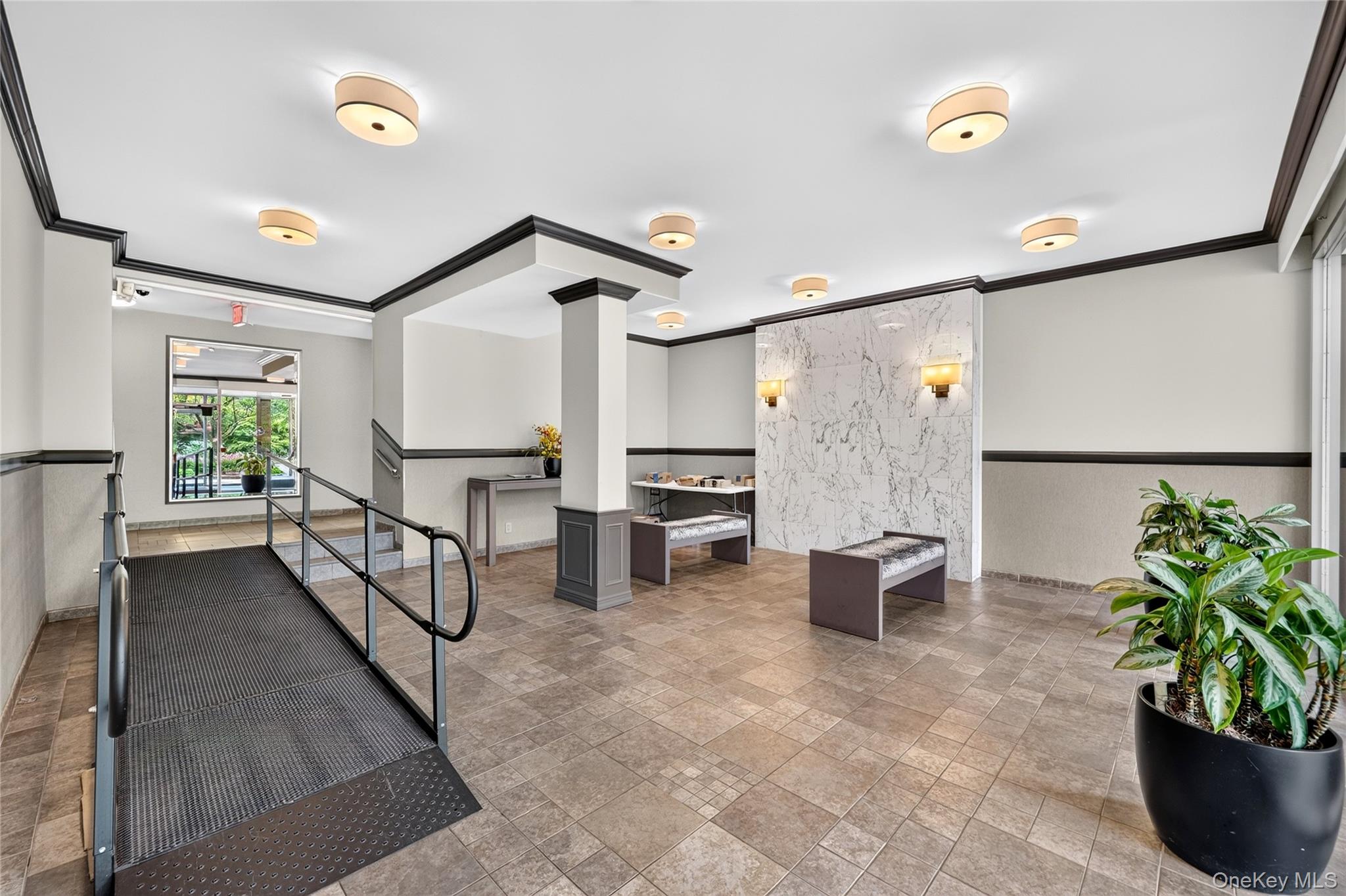 240 Garth Road, Unit 4H2 Scarsdale, NY 10583 - Photo 5 of 27