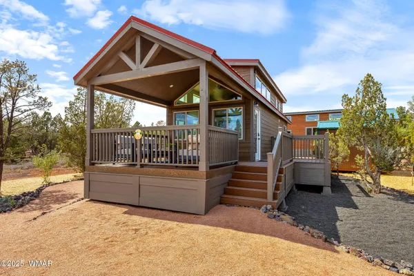 $140,000 | 2746 Columbia Lane, Unit 14, Overgaard, AZ 85933