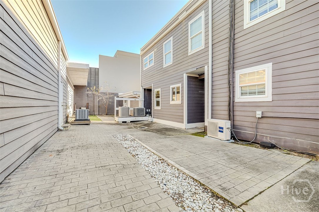 508 East Liberty, Unit LOWR Savannah, GA 31401 - Photo 12 of 13