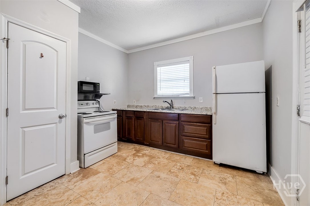 508 East Liberty, Unit LOWR Savannah, GA 31401 - Photo 7 of 13