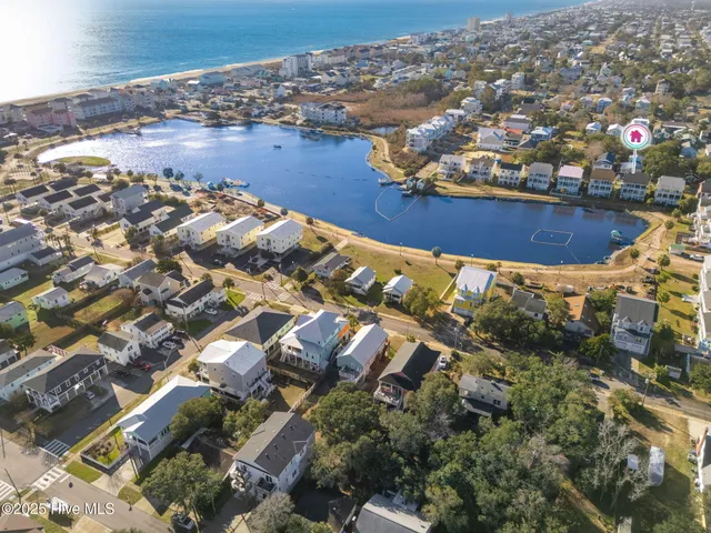 $2,000 | 314 Columbia Avenue, Unit 2, Carolina Beach, NC 28428