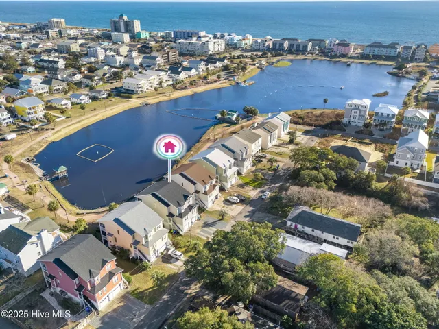 $2,000 | 314 Columbia Avenue, Unit 2, Carolina Beach, NC 28428