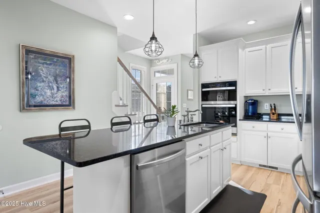 $2,000 | 314 Columbia Avenue, Unit 2, Carolina Beach, NC 28428