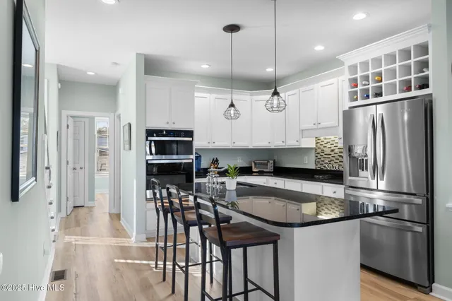 $2,000 | 314 Columbia Avenue, Unit 2, Carolina Beach, NC 28428