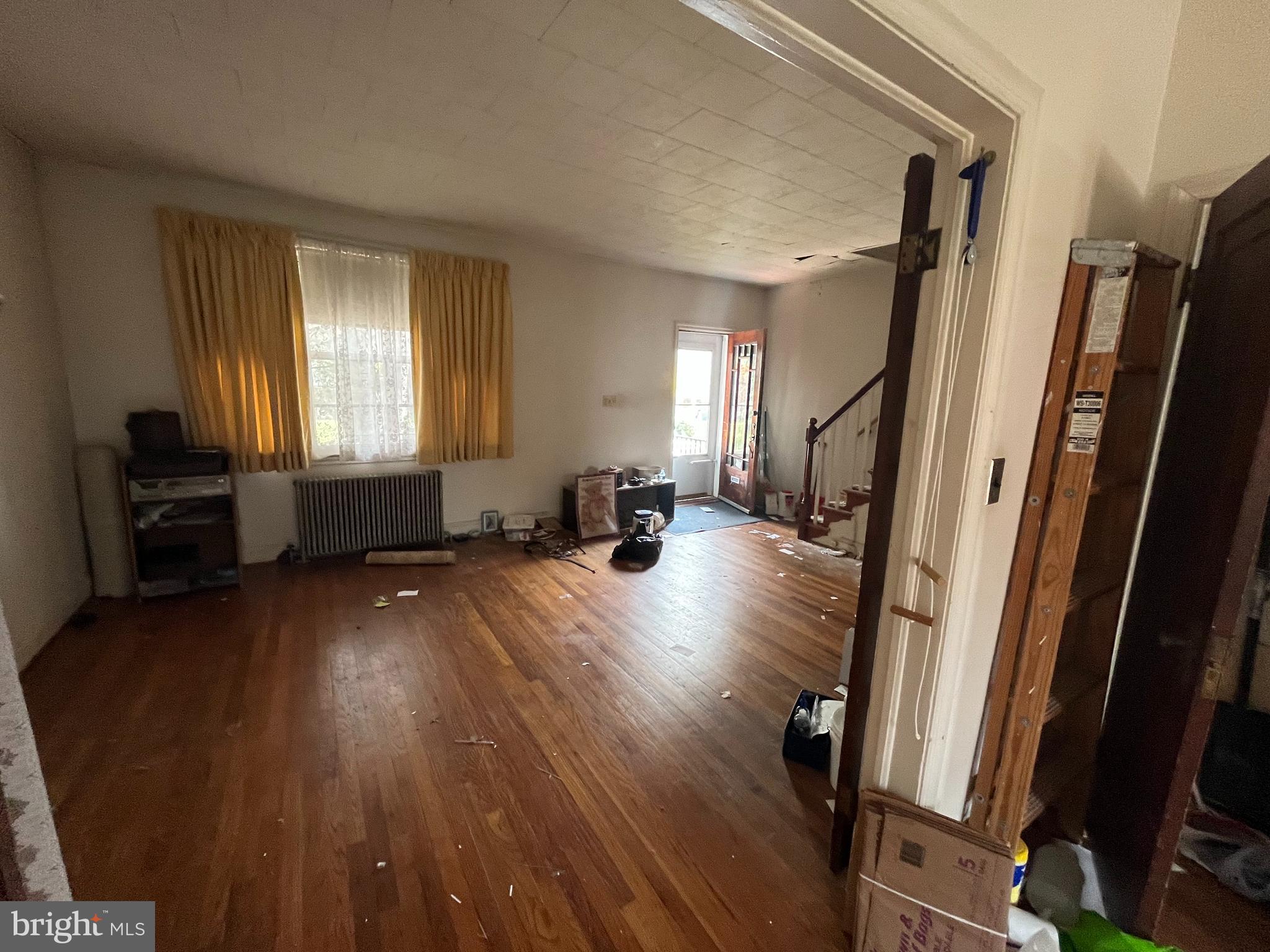 360 Marydell Road Baltimore, MD 21229 - Photo 6 of 22