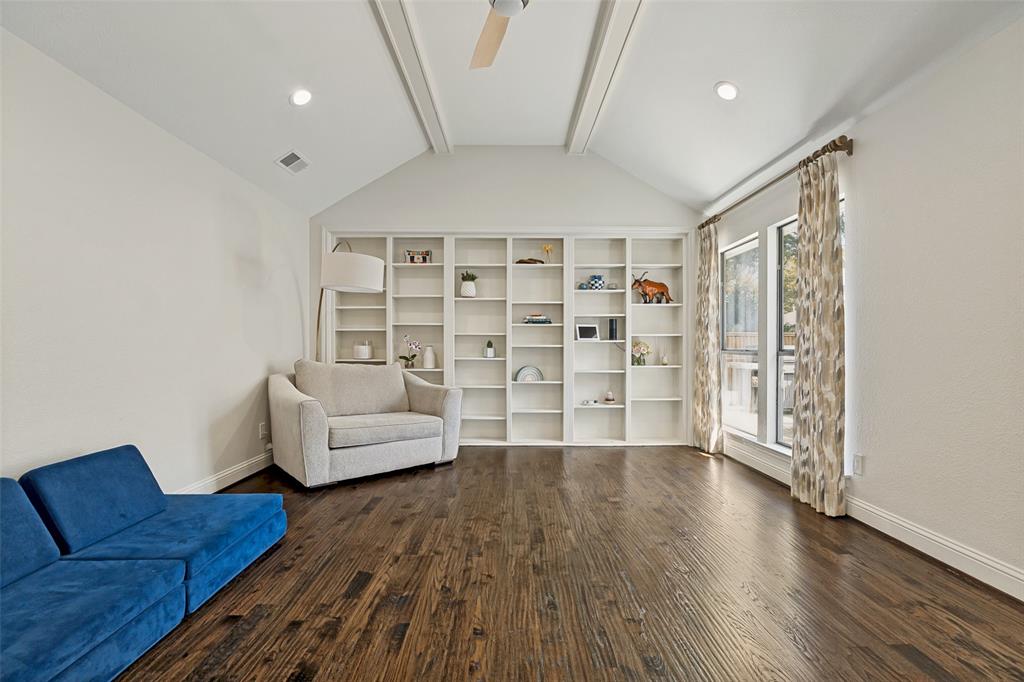 6419 Embers Road Dallas, TX 75248 - Photo 9 of 31