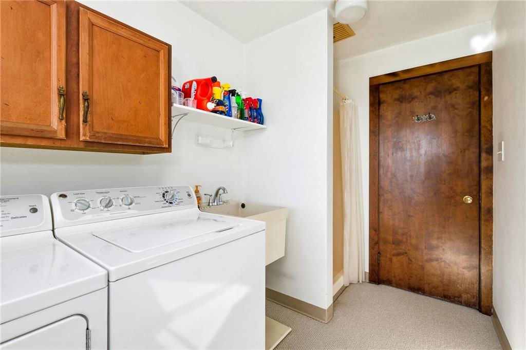 127 East Buffalo Church Road Washington, PA 15301 - Photo 15 of 33 a utility room with dryer and washer