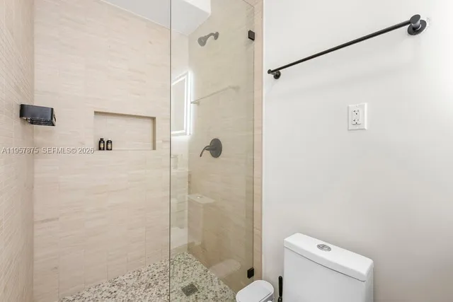 $5,500 | 1471 Lincoln Terrace, Unit 2, Miami Beach, FL 33139